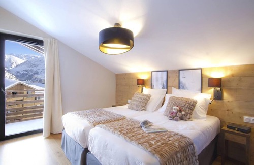 Eclose-Est Hotel | Wifi, sauna, hammam, balcony, tv, ski locker, 23m², Alpe d'Huez
