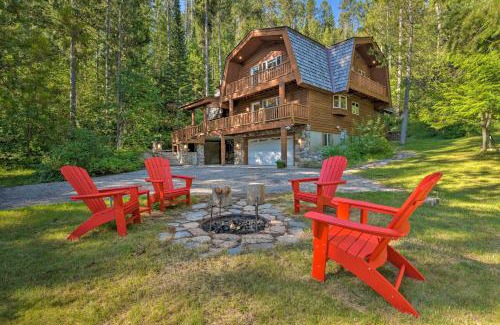 Alpine House | Wild Huckleberry Alpine Cabin Fireplace and Deck!