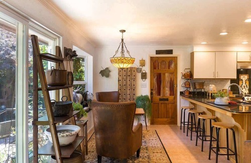 Sequim Apartment | Wild Rose #2 Spacious Apartment in Central Area