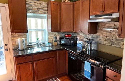 Fort McDowell Cabin | Wild West Gunsight Pass Sleeps 4