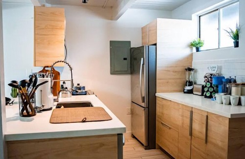 Texas Medical Center Apartment | Wild West Med Center/NRG/Rice Village 2 bd apt !