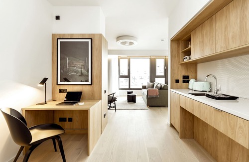 Friedrichshain-Kreuzberg Apartment | Wilde Aparthotels, Berlin, Checkpoint Charlie