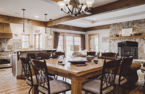 Grand Elk Ranch House | Wildhorse Chalet on Grand Elk - with hot tub!