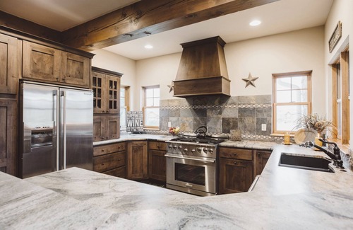 Grand Elk Ranch House | Wildhorse Chalet on Grand Elk - with hot tub!