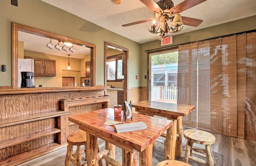 Easley Cottage | 'Wildlife Lodge' Columbia Retreat off I-70!