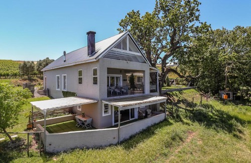 Stellenbosch House | Wildlife Retreat on a Wine-Farm