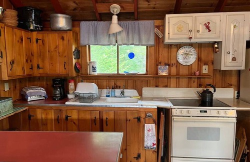 Vinalhaven Cabin | Wildwood Cottage and Bunkhouse