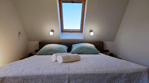 Mielno Cabin | Willa Jaśmin Domki, Apartamenty, Pokoje nad morzem
