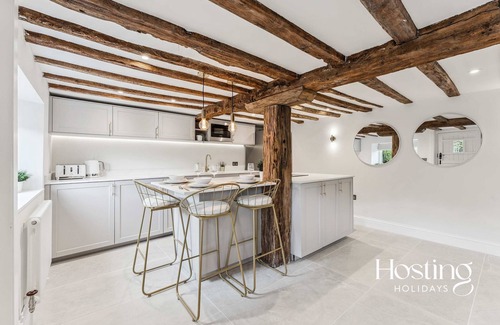 Wallingford House | Willowbrook Cottage - 3 Bed Countryside Escape