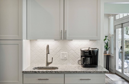 Savannah House | Wilmington Island 2BR River Home - Sunset Views!