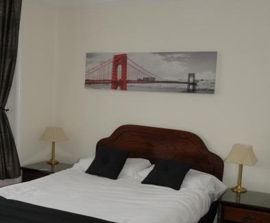 Horsham Bed & Breakfast | Wimblehurst Hotel