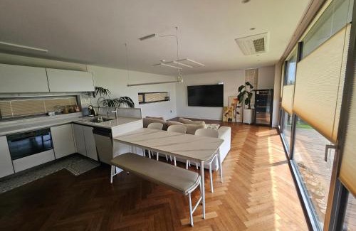 Namwon House | Wind Flower