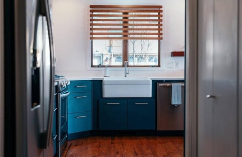 Bella Vista House | Winding Down at Lake Ann - Stunning Views Await!