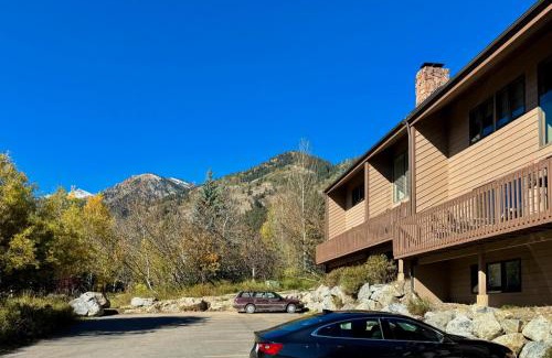 Teton Village Apartment | Windriver Retreat