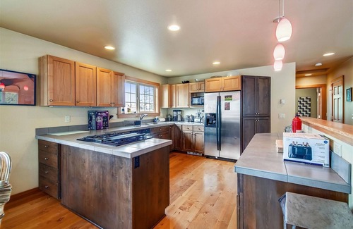 Downtown Cannon Beach House | Windrush - Beachcomber Vacation Homes