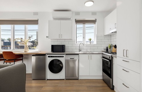 St Kilda Apartment | Windsor Apartments by Urban Rest
