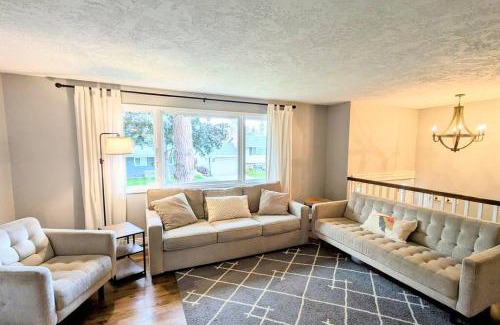 Spokane House | Windsor House