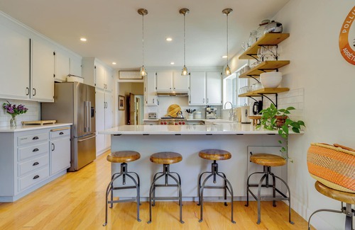 Forestville House | Wine Country Retreat in Russian River Valley!