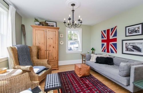 Saint Mary's House | Wine Harbour Village- Sutherland House