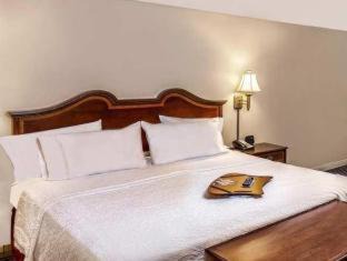 Barton Hotel | Wingate by Wyndham St. Clairsville/Wheeling