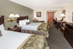 Orange Prairie Hotel | Wingate by Wyndham Peoria - Complimentary Area Shuttle