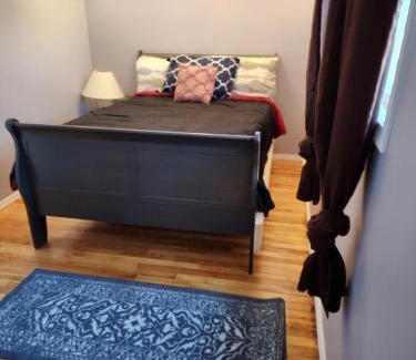 East Kildonan House | Winnipeg Place to Stay
