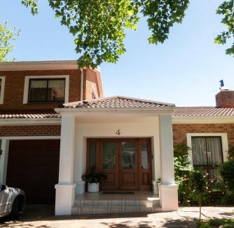 Constantia House | WinOne at Constantia