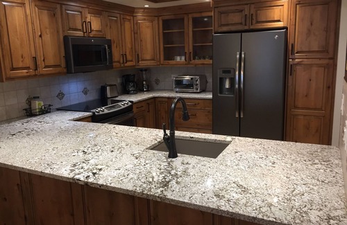 Peak 9 Condo | Winter dates available! Amazing condo within walking distance to everything!