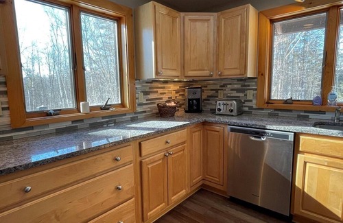 Center Lovell House | Winter Getway/Summer Fun at Kezar Lake Cabin-Lovell, ME