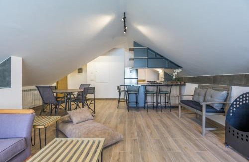 Kfardebian Apartment | Winter Light Kfardebian