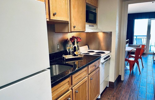Myrtle Beach Condo | Winter Rates! Stunning Oceanfront Suite w Jetted tub!