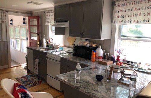 Humarock Cottage | Winter Rental, September 1st 2025- May 31st 2026, 2,600month + Util 60 day min