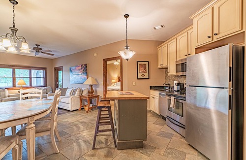 Lake Oconee Villa | Winter Special! Stay 2 nights - get two free nights!