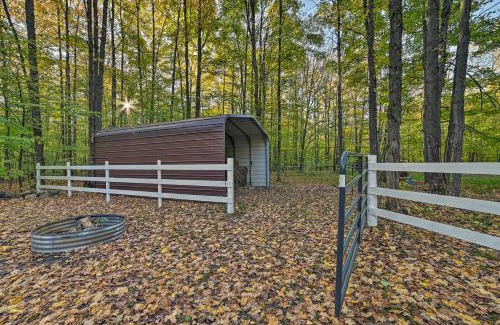 Frederic House | Winter Sports Haven! Ranch Near Hartwick Pines