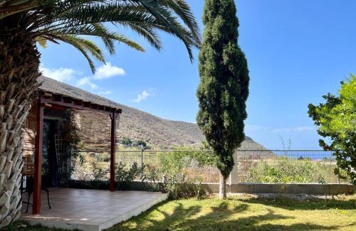 Los Gigantes Cabin | Winter Wonderland