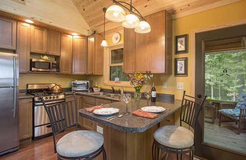 Richwood Cabin | Winter Wonderland in a Classic, Cozy Cabin - Strawberry Lake Cabin