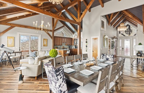 Wintergreen Ski Chalet | Wintergreen Luxury, Best Views in Virginia