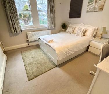 Bournemouth House | Winton house home stay