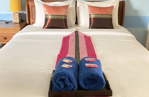 Wua Lai Hotel | Wiriya House