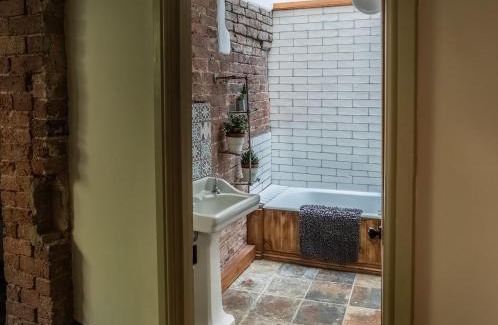 Wirksworth Apartment | Wirksworth Townhouse - full of character