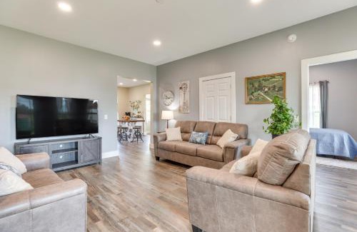 Monroe House | Wisconsin Farmhouse Stay UTV, Boat, Snowmobile!