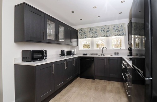 Lofthouse Cottage | WISING GILL HOUSE, pet friendly, with a garden in Lofthouse
