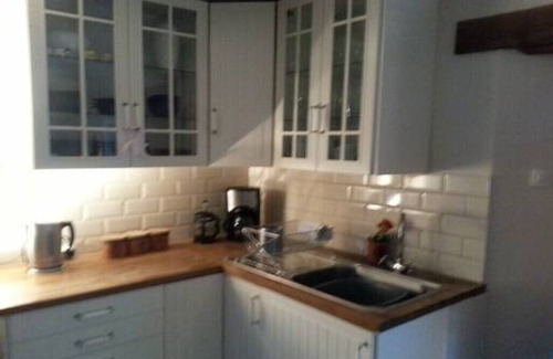 Vengeons Cottage | Wisteria Cottage 3 bedroom in the beautiful Normandie Countryside France