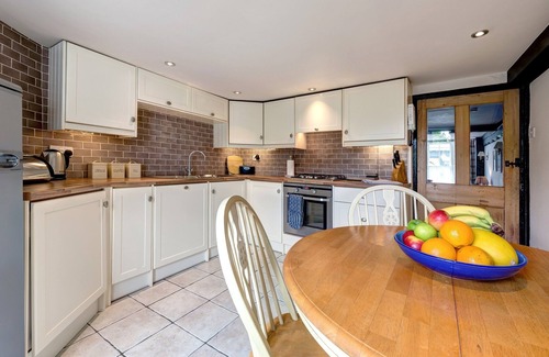 Topsham Cottage | Wisteria Cottage, Topsham