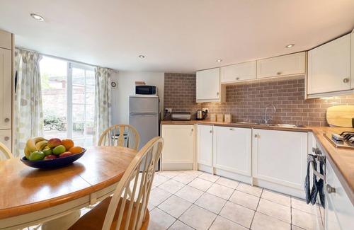 Topsham Cottage | Wisteria Cottage, Topsham