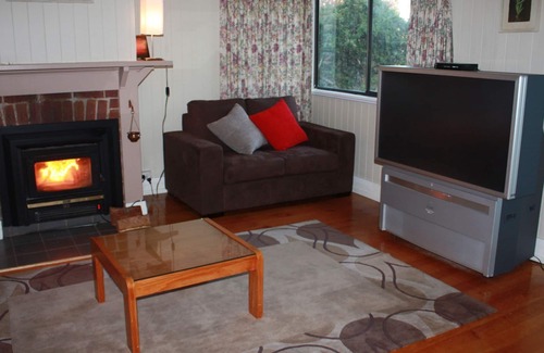 Stanthorpe House | Wisteria Place - located at Stanthorpe