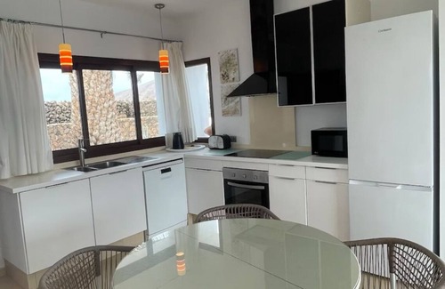 Tinajo House | With private pool, adapted for people with reduced mobility