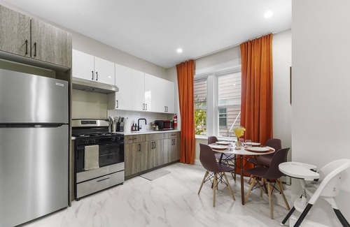 Upper Roseville Apartment | Wkly Discount Cozy 1br Sleeps 5 NYC 30Min