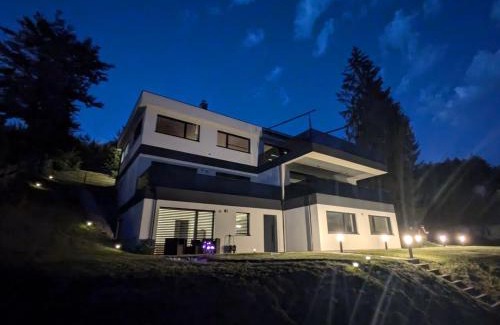 Hof bei Salzburg Apartment | Wohlfühl-Ferienwohnung "Igelnest"