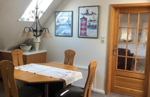 Marienhafe Apartment | Wohlfühlen in gepflegter 70 qm Oberwohnung